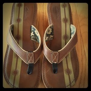 Clarks wedge flip flop